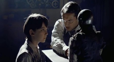 Hugo - Asa Butterfield and Jude Law