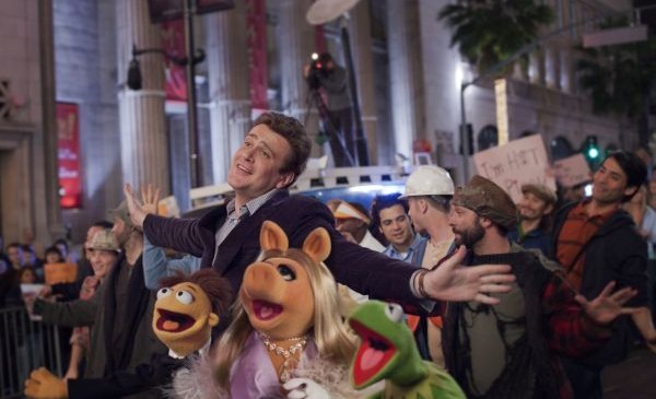 Disney's The Muppets (2011) - Life's A Happy Song